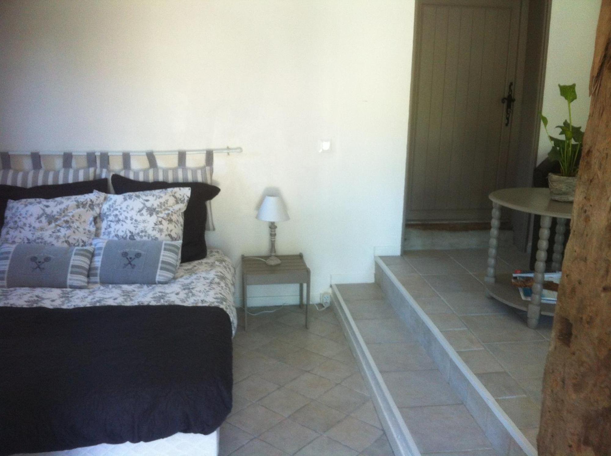 Le Champ Des Possibles Bed & Breakfast Manerbe Bilik gambar